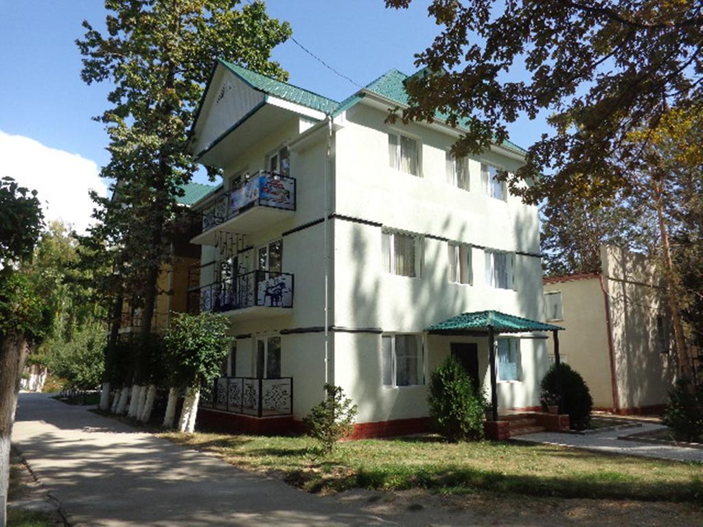 Guest House At Do Altyn - Kum Chon-Sary-Oy Kültér fotó