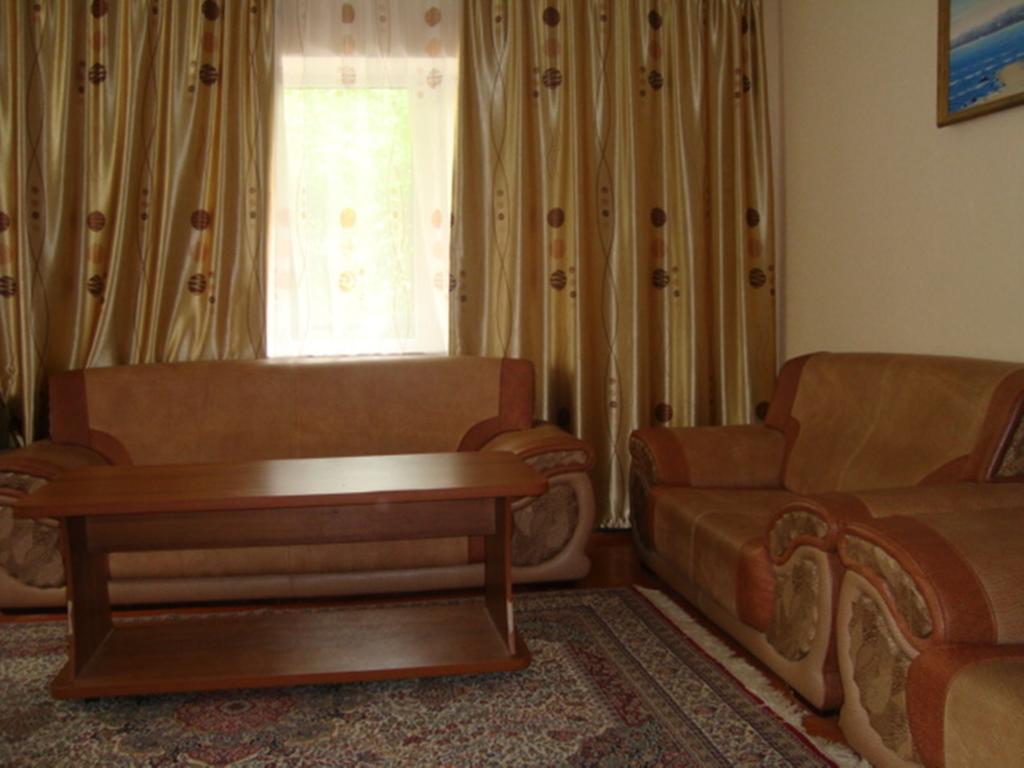 Guest House At Do Altyn - Kum Chon-Sary-Oy Szoba fotó